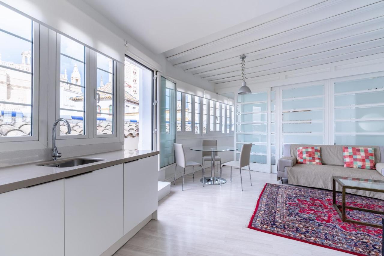 Historic Building Cathedral Apartment Seville Ngoại thất bức ảnh